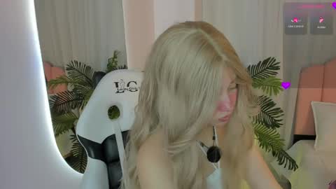 sweett_fire online show from May 6, 5:52 pm