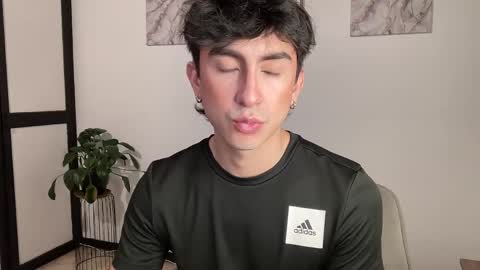 Andy  online show from May 5, 1:12 am