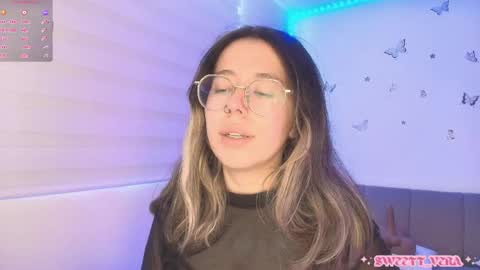 Veronica Independent Model online show from May 27, 3:20 pm
