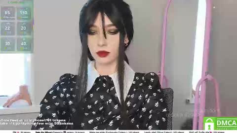 Elis  a little vacation Ill be here Saturday my schedules in bio online show from October 10, 8:42 am