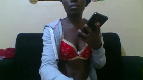 sweetvallerie online show from October 27, 6:52 pm