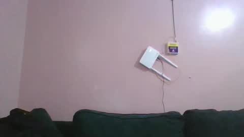 Essy online show from January 13, 9:55 pm