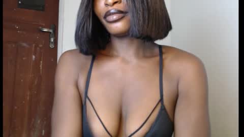 sweetxxboobsx online show from January 31, 7:55 pm