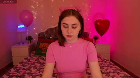 Snapshot of sweety69foxy chatting on March 11, 7:24 am sweety69foxy online show from March 11, 7:24 am