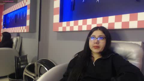 Snapshot of sweety_ashly chatting on March 1, 11:17 am Ashley 3 online show from March 1, 11:17 am