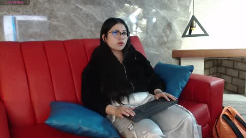Snapshot of sweety_ashly chatting on February 18, 11:11 am Ashley 3 online show from February 18, 11:11 am