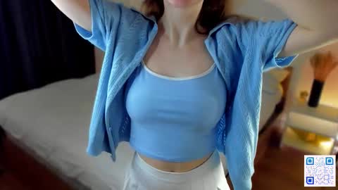 Bella . online show from October 18, 1:59 pm