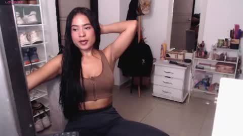 yaya online show from June 21, 12:06 am