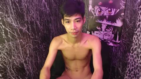 Snapshot of sweetyguyxxx1998 chatting on December 16, 7:15 am - allen online show from December 16, 7:15 am
