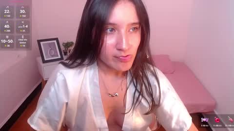 Catalina online show from February 1, 8:05 pm