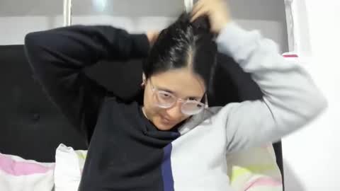 Snapshot of sweetyypeach chatting on January 17, 6:15 am sweetyypeach online show from January 17, 6:15 am