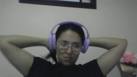Snapshot of sweetyypeach chatting on February 20, 2:51 am sweetyypeach online show from February 20, 2:51 am