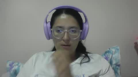 Snapshot of sweetyypeach chatting on February 11, 3:29 am sweetyypeach online show from February 11, 3:29 am