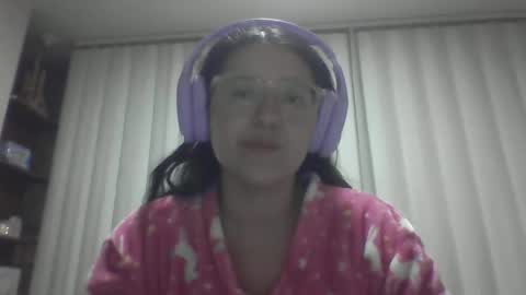Snapshot of sweetyypeach chatting on March 5, 3:08 am sweetyypeach online show from March 5, 3:08 am