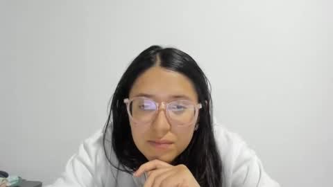 Snapshot of sweetyypeach chatting on January 18, 5:31 am sweetyypeach online show from January 18, 5:31 am