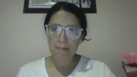 Snapshot of sweetyypeach chatting on February 25, 3:42 am sweetyypeach online show from February 25, 3:42 am