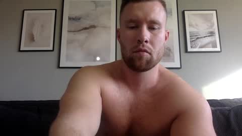 Snapshot of swekingxx chatting on February 7, 1:11 pm swekingxx online show from February 7, 1:11 pm