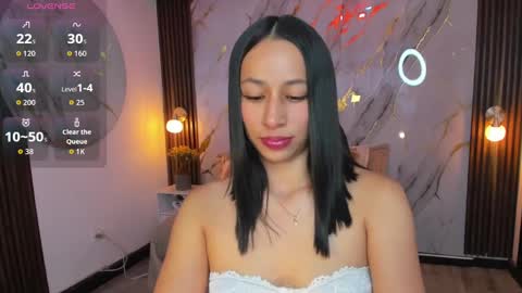 Snapshot of swet_bunnyx_ chatting on September 12, 8:44 pm sweet online show from September 12, 8:44 pm