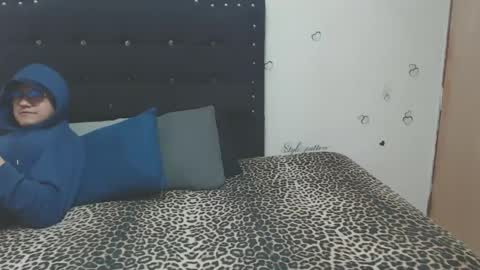 Snapshot of swet_liz chatting on September 13, 8:22 pm swet_liz online show from September 13, 8:22 pm