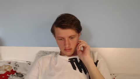 Cat online show from March 17, 6:51 am