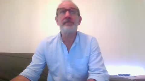 swimmi70 online show from December 3, 12:44 pm