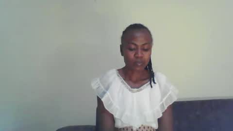 Snapshot of swtebony1 chatting on December 16, 10:45 pm ALICIA online show from December 16, 10:45 pm
