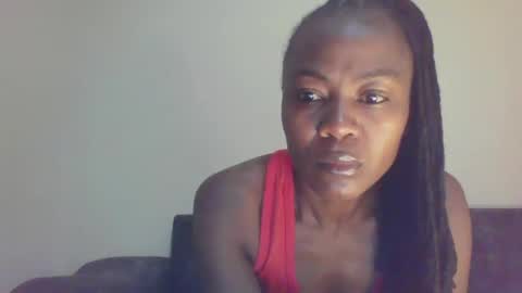 Snapshot of swtebony1 chatting on January 11, 10:29 pm ALICIA online show from January 11, 10:29 pm