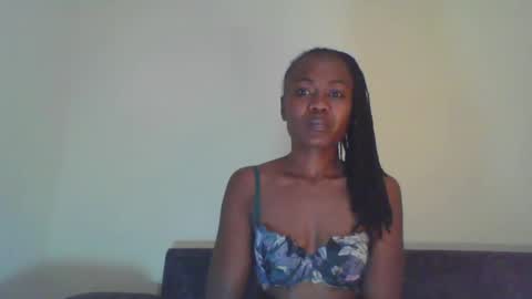 Snapshot of swtebony1 chatting on February 12, 10:37 pm ALICIA online show from February 12, 10:37 pm