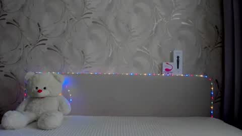 Ana online show from February 20, 10:48 am