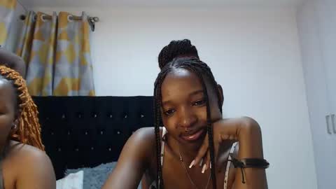 Snapshot of swyt_camilla chatting on March 9, 3:16 pm Camilla online show from March 9, 3:16 pm