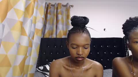 Snapshot of swyt_camilla chatting on February 22, 3:25 pm Camilla online show from February 22, 3:25 pm