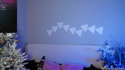 syaosan_ online show from December 19, 3:29 am