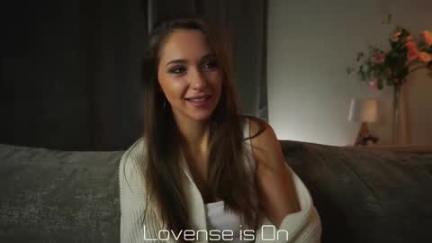 Snapshot of sybleyo chatting on September 9, 1:49 am Sophie online show from September 9, 1:49 am