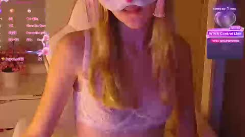 Snapshot of sydney_max chatting on February 7, 2:51 am Milena online show from February 7, 2:51 am