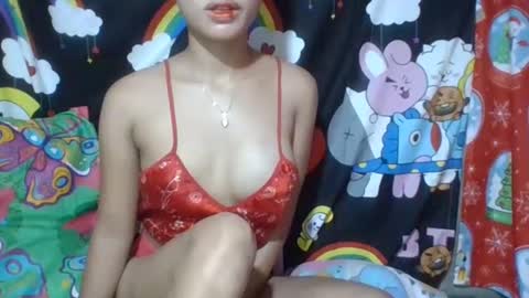 Snapshot of syera_04 chatting on December 2, 12:23 am syera_04 online show from December 2, 12:23 am