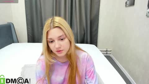 Sylvia online show from September 24, 9:16 am