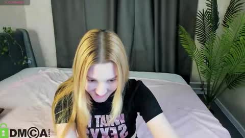 Sylvia online show from November 7, 9:12 am