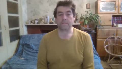 Snapshot of sympa_trique chatting on December 29, 10:23 am sympa_trique online show from December 29, 10:23 am