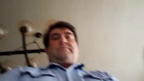 Snapshot of sympa_trique chatting on December 13, 11:34 am sympa_trique online show from December 13, 11:34 am