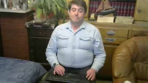 Snapshot of sympa_trique chatting on March 11, 5:46 pm sympa_trique online show from March 11, 5:46 pm