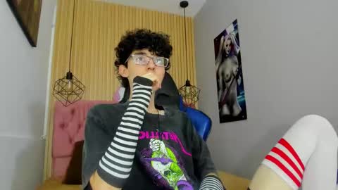 Syriussz online show from February 5, 7:50 pm