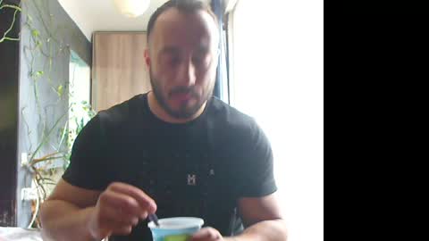 Huracane online show from March 26, 7:02 am