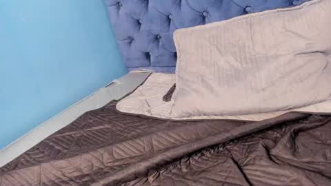 Snapshot of tachala_ chatting on March 7, 4:34 am Tachala online show from March 7, 4:34 am