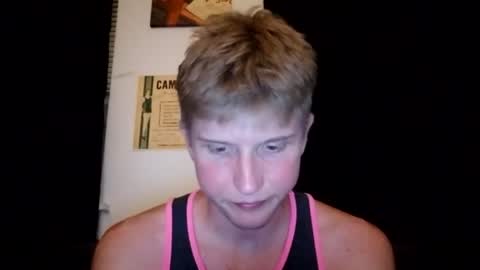 collegetwinkboi online show from July 16, 2:15 am