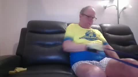 tacrunner66_ online show from February 26, 2:49 pm