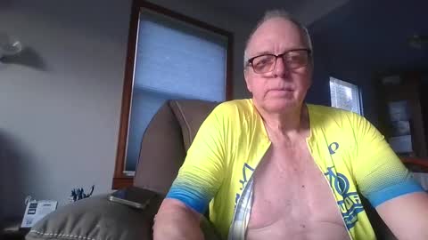 tacrunner66_ online show from February 27, 1:19 am
