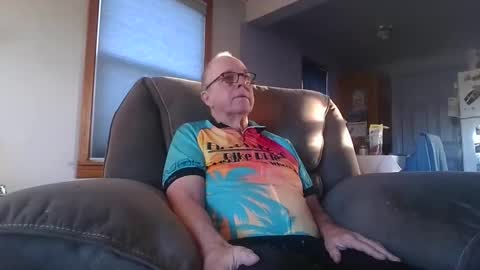 tacrunner66_ online show from February 10, 4:10 pm