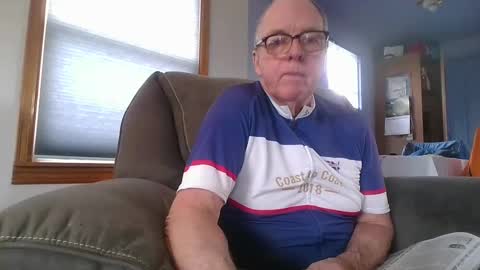 tacrunner66_ online show from February 18, 6:04 pm