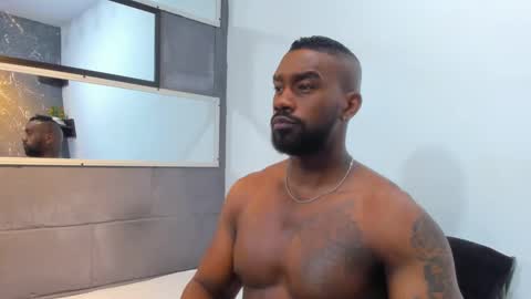 Snapshot of tafari_1 chatting on January 1, 2:20 pm Tafari Zulu online show from January 1, 2:20 pm