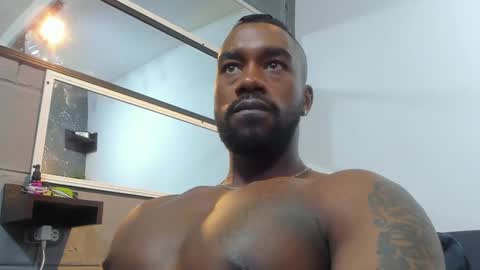 Snapshot of tafari_1 chatting on February 13, 1:19 am Tafari Zulu online show from February 13, 1:19 am